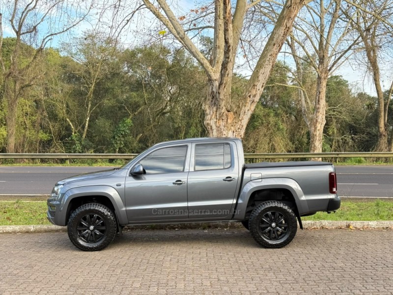 AMAROK 2.0 TRENDLINE 4X4 CD 16V TURBO INTERCOOLER DIESEL 4P AUTOMÁTICO - 2017 - DOIS IRMãOS