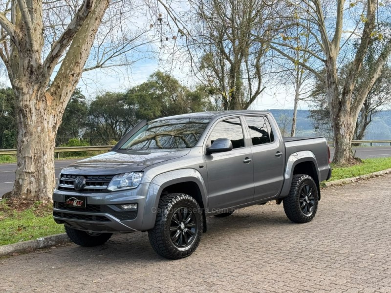 AMAROK 2.0 TRENDLINE 4X4 CD 16V TURBO INTERCOOLER DIESEL 4P AUTOMÁTICO - 2017 - DOIS IRMãOS