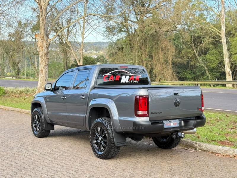 AMAROK 2.0 TRENDLINE 4X4 CD 16V TURBO INTERCOOLER DIESEL 4P AUTOMÁTICO - 2017 - DOIS IRMãOS