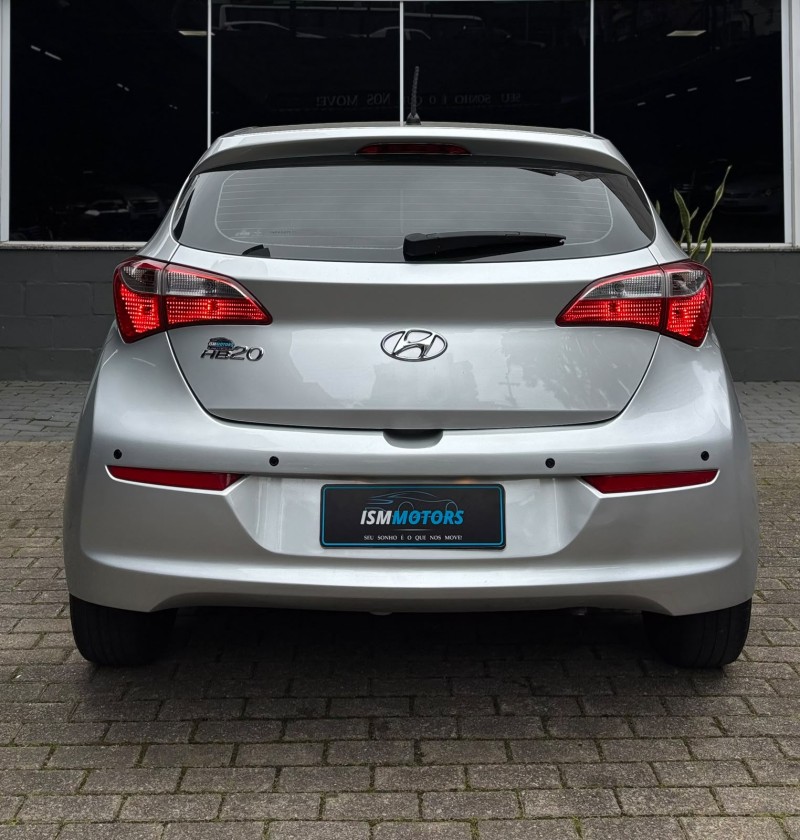 HB20 1.0 COMFORT 12V FLEX 4P MANUAL - 2017 - CAXIAS DO SUL