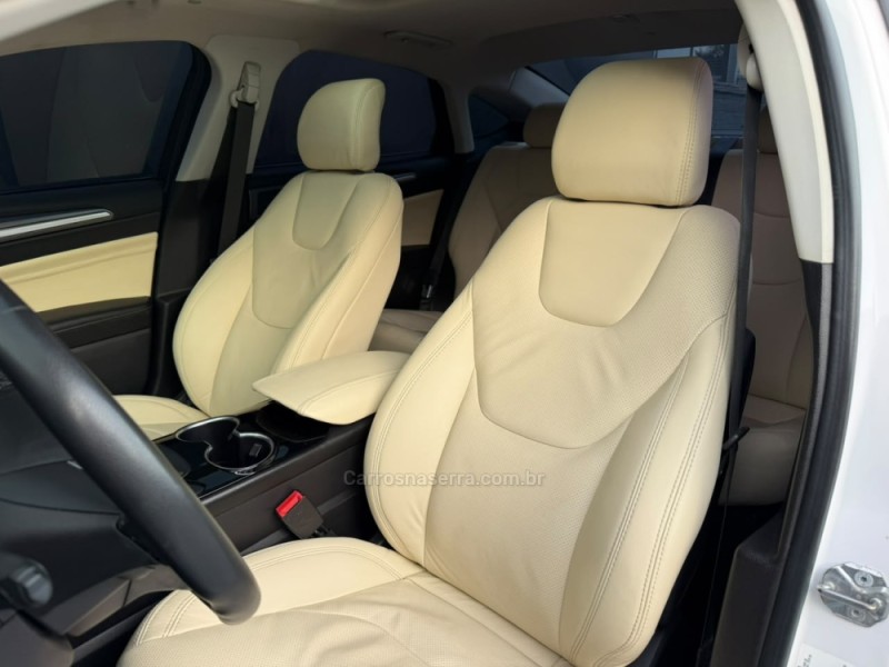 FUSION 2.0 TITANIUM PLUS 16V HÍBRIDO 4P AUTOMÁTICO - 2015 - ESTâNCIA VELHA
