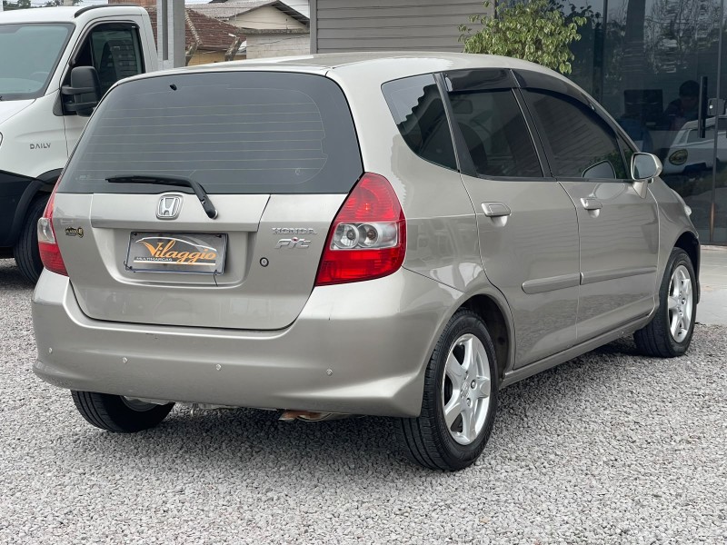 FIT 1.4 LXL 8V GASOLINA 4P AUTOMÁTICO - 2008 - CAXIAS DO SUL