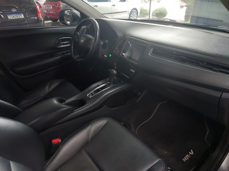 HR-V 1.8 16V FLEX TOURING 4P AUTOMÁTICO - 2017 - SãO SEBASTIãO DO CAí