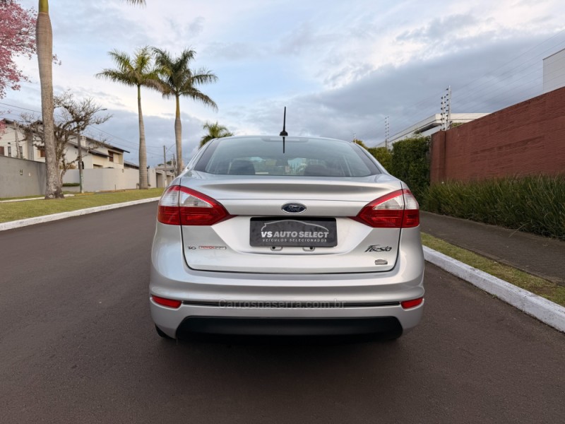 FIESTA 1.6 SE SEDAN 16V FLEX 4P AUTOMÁTICO - 2014 - SãO LEOPOLDO