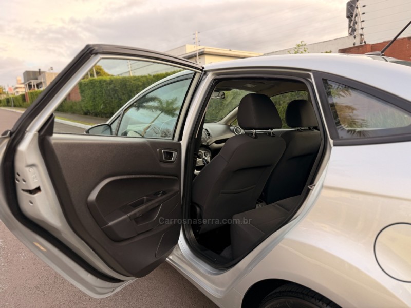 FIESTA 1.6 SE SEDAN 16V FLEX 4P AUTOMÁTICO - 2014 - SãO LEOPOLDO