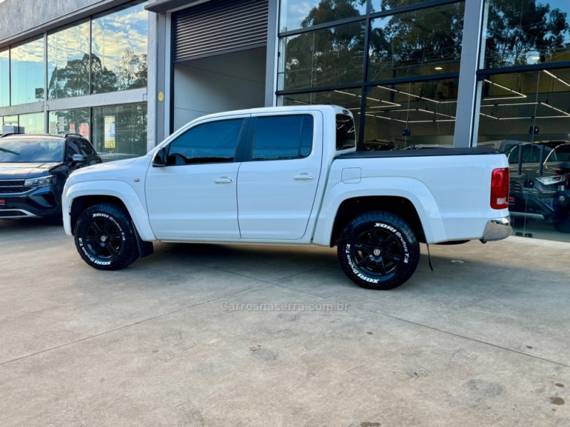 AMAROK 2.0 TRENDLINE 4X4 CD 16V TURBO INTERCOOLER DIESEL 4P AUTOMÁTICO - 2016 - LAJEADO