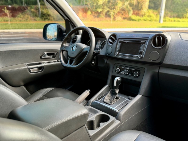 AMAROK 2.0 TRENDLINE 4X4 CD 16V TURBO INTERCOOLER DIESEL 4P AUTOMÁTICO - 2016 - LAJEADO