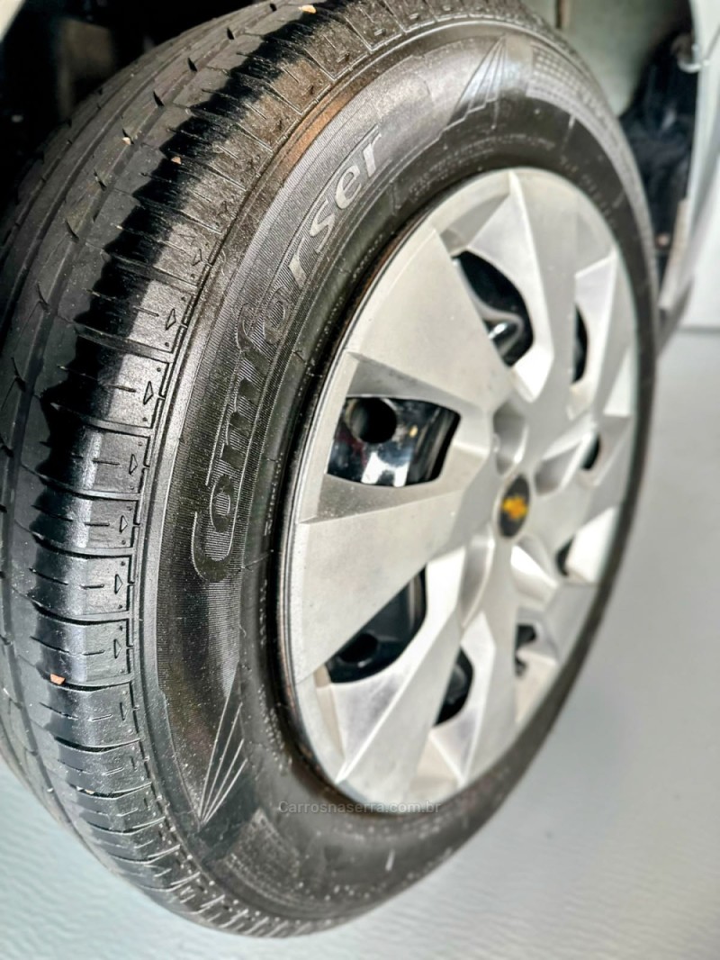 PRISMA 1.4 MPFI LT 8V FLEX 4P MANUAL - 2013 - TRêS COROAS