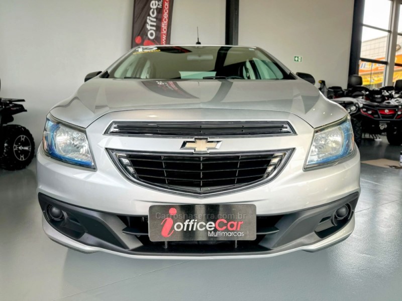 PRISMA 1.4 MPFI LT 8V FLEX 4P MANUAL - 2013 - TRêS COROAS
