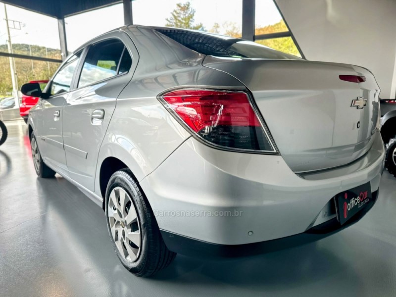 PRISMA 1.4 MPFI LT 8V FLEX 4P MANUAL - 2013 - TRêS COROAS