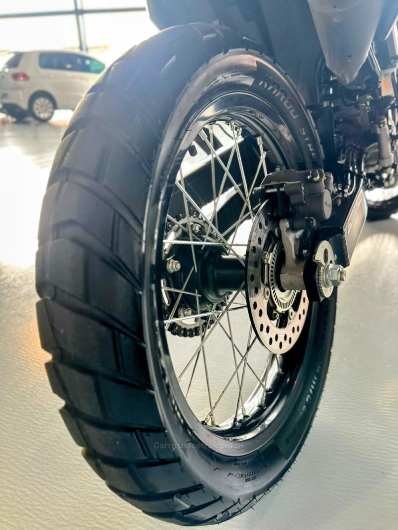 XR 300L TORNADO  - 2026 - TRêS COROAS