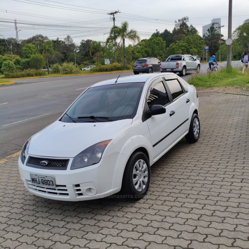 fiesta 1.0 mpi sedan 8v flex 4p manual 2010 caxias do sul