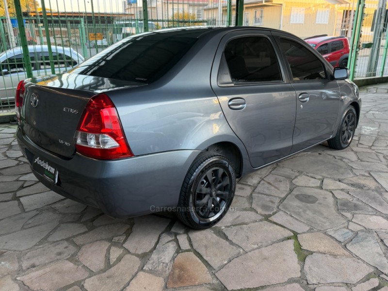 ETIOS 1.5 XS SEDAN 16V FLEX 4P MANUAL - 2013 - CAXIAS DO SUL
