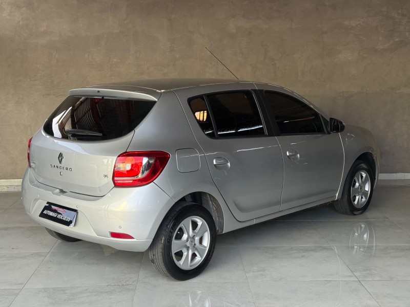SANDERO 1.6 DYNAMIQUE 8V FLEX 4P MANUAL - 2015 - CAXIAS DO SUL