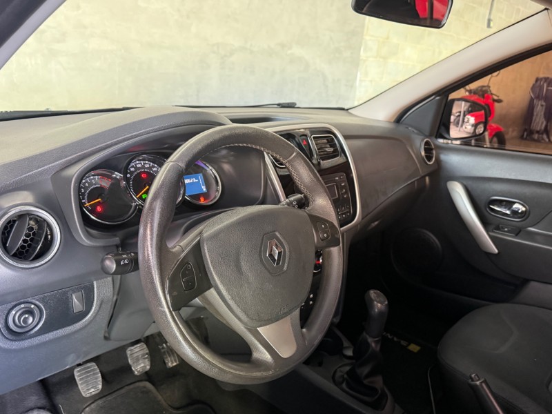 SANDERO 1.6 DYNAMIQUE 8V FLEX 4P MANUAL - 2015 - CAXIAS DO SUL