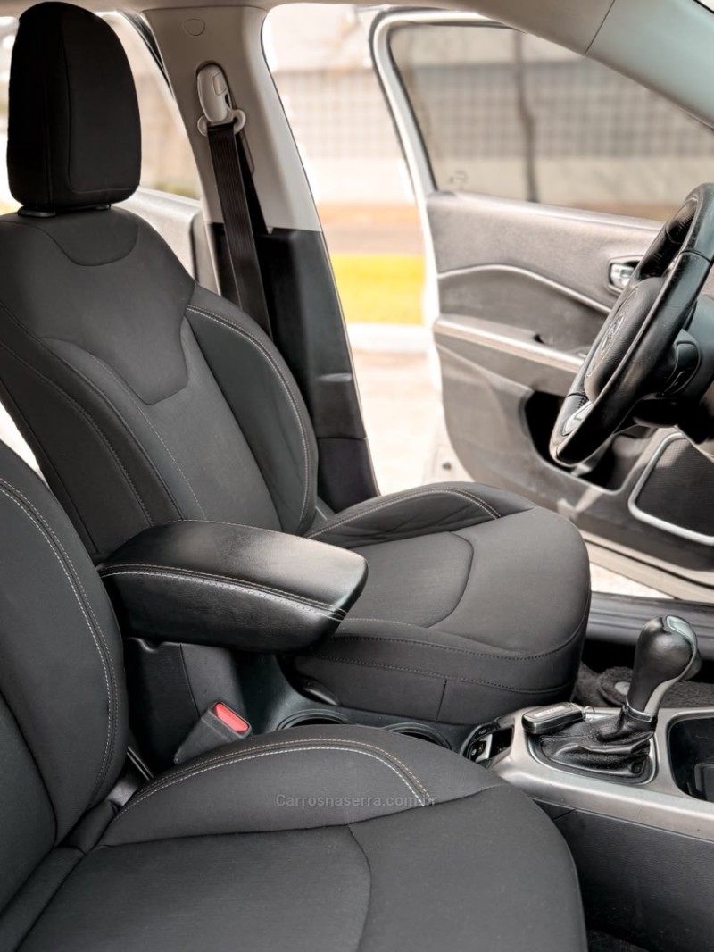 COMPASS 2.0 SPORT 4X2 16V FLEX 4P AUTOMÁTICA - 2020 - NOVO HAMBURGO