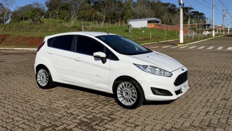 fiesta 1.6 titanium plus hatch 16v flex 4p automatico 2016 guapore