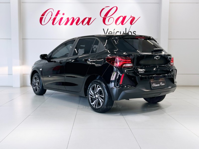 ONIX 1.0 LT 12V TURBO FLEX 4P MANUAL - 2024 - FLORES DA CUNHA