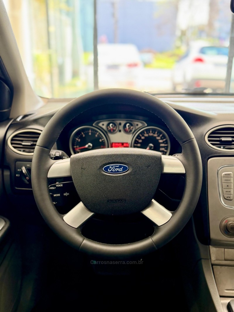 FOCUS 2.0 GLX 16V FLEX 4P AUTOMÁTICO - 2013 - BENTO GONçALVES