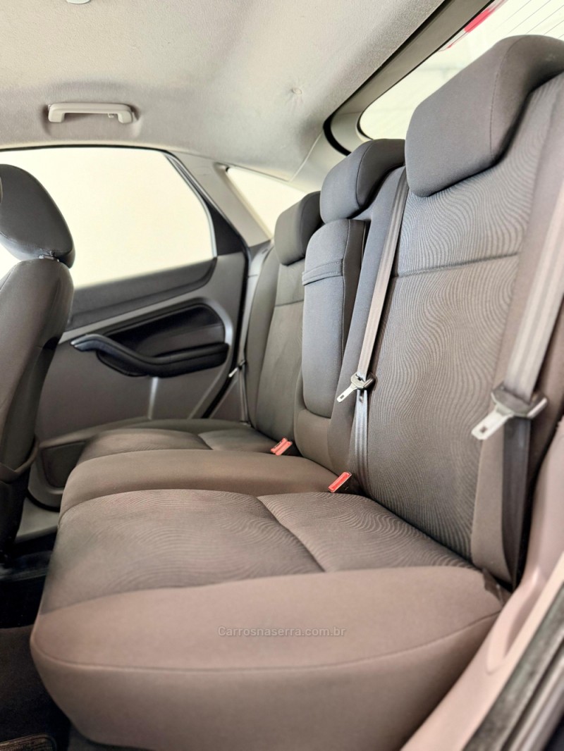 FOCUS 2.0 GLX 16V FLEX 4P AUTOMÁTICO - 2013 - BENTO GONçALVES