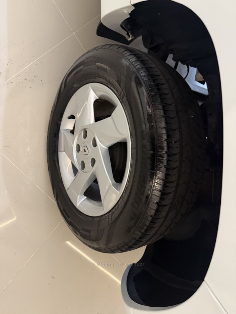 DUSTER 2.0 DYNAMIQUE 4X2 16V FLEX 4P AUTOMÁTICO - 2014 - CAXIAS DO SUL