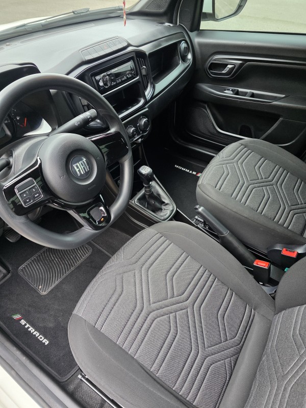 STRADA 1.3 FREEDOM PLUS CS 8V FLEX 2P MANUAL - 2023 - FLORES DA CUNHA