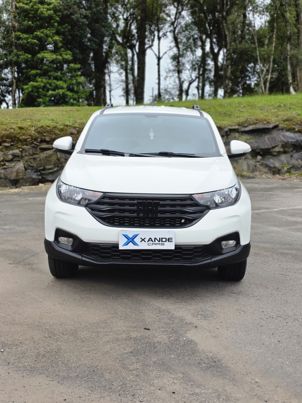 STRADA 1.3 FREEDOM PLUS CS 8V FLEX 2P MANUAL - 2023 - FLORES DA CUNHA