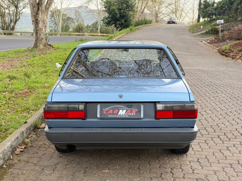 VOYAGE 1.8 CL 8V GASOLINA 2P MANUAL - 1992 - DOIS IRMãOS