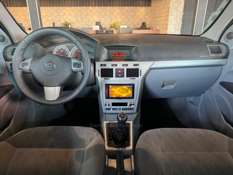 VECTRA 2.0 MPFI ELEGANCE 8V FLEX 4P MANUAL - 2009 - DOIS IRMãOS