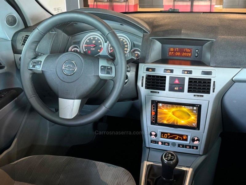 VECTRA 2.0 MPFI ELEGANCE 8V FLEX 4P MANUAL - 2009 - DOIS IRMãOS