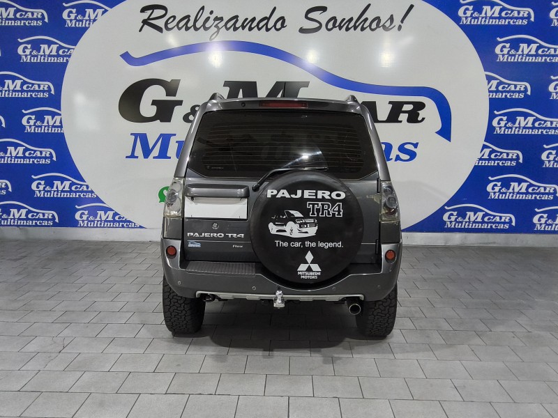 PAJERO TR4 2.0 4X2 16V 140CV FLEX 4P AUTOMÁTICO - 2012 - SãO SEBASTIãO DO CAí