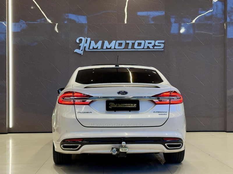FUSION 2.0 TITANIUM AWD 16V GASOLINA 4P AUTOMÁTICO - 2017 - CAXIAS DO SUL