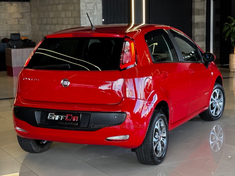 PUNTO 1.4 ATTRACTIVE ITALIA 8V FLEX 4P MANUAL - 2015 - DOIS IRMãOS