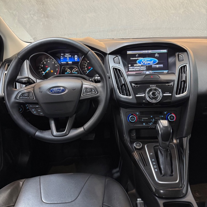 FOCUS 2.0 TITANIUM HATCH 16V FLEX 4P AUTOMÁTICO - 2016 - CAXIAS DO SUL