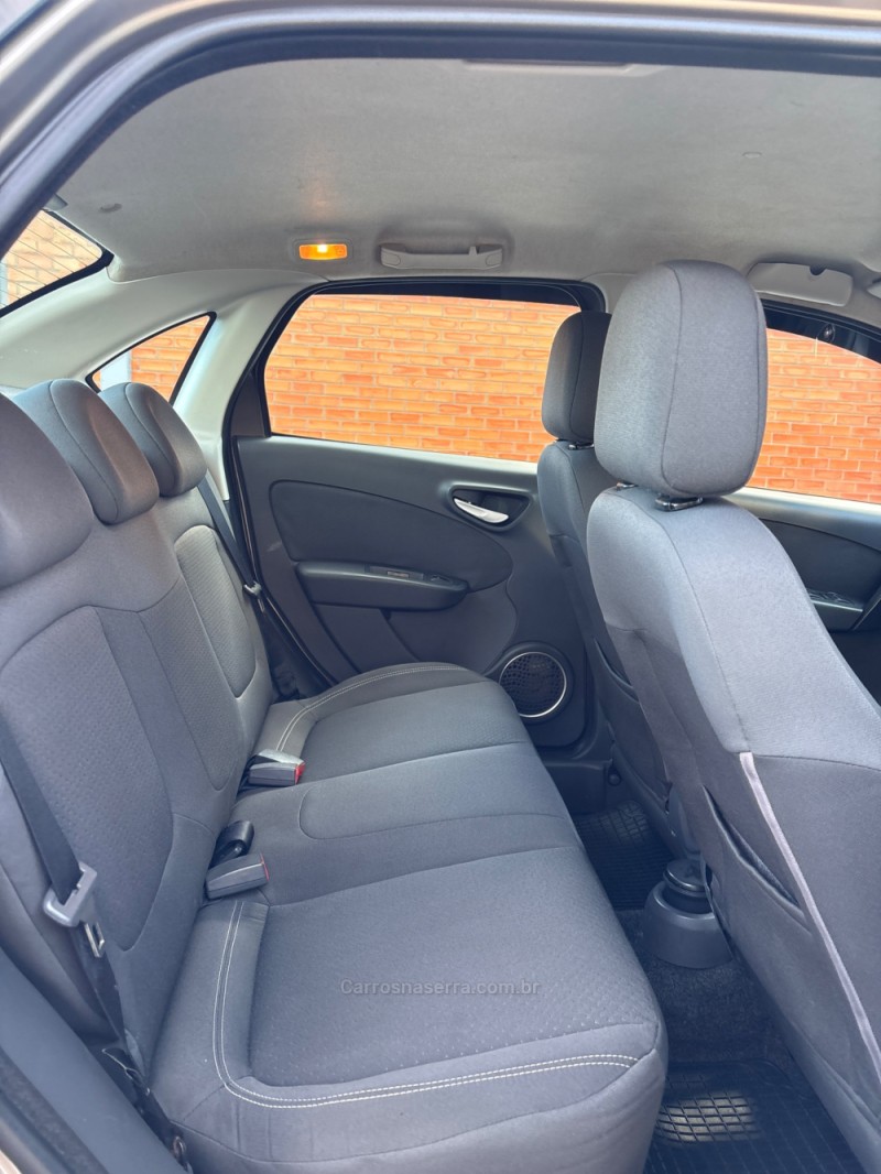 GRAND SIENA 1.4 MPI ATTRACTIVE 8V FLEX 4P MANUAL - 2014 - CAXIAS DO SUL