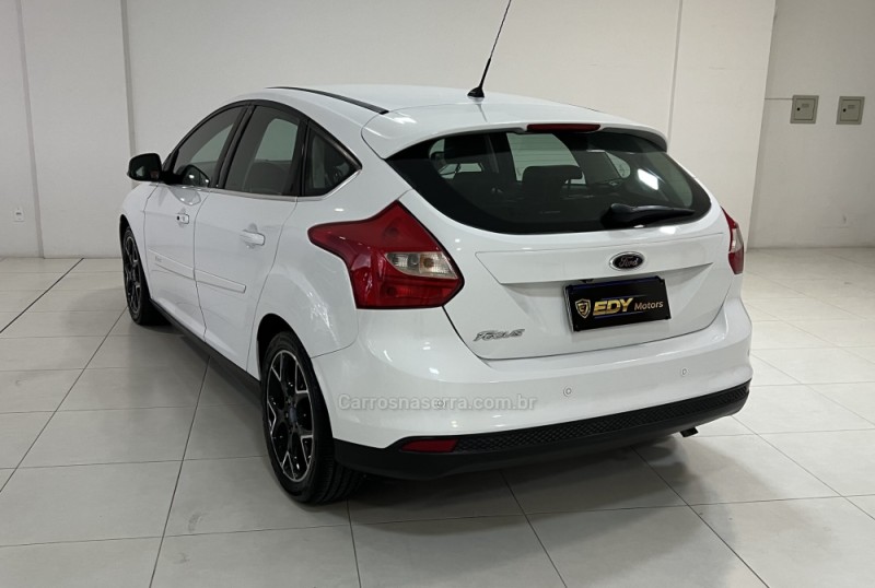 FOCUS 2.0 TITANIUM HATCH 16V FLEX 4P AUTOMÁTICO - 2015 - BENTO GONçALVES