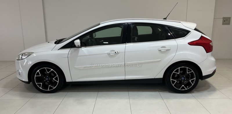 FOCUS 2.0 TITANIUM HATCH 16V FLEX 4P AUTOMÁTICO - 2015 - BENTO GONçALVES