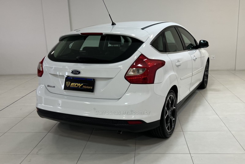 FOCUS 2.0 TITANIUM HATCH 16V FLEX 4P AUTOMÁTICO - 2015 - BENTO GONçALVES