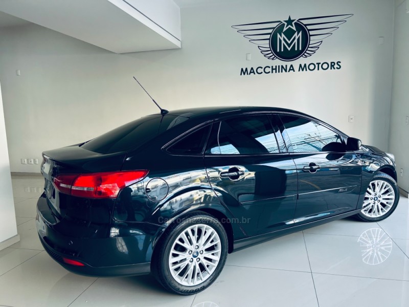 FOCUS 2.0 SE PLUS FASTBACK 16V FLEX 4P AUTOMÁTICO - 2018 - CAXIAS DO SUL