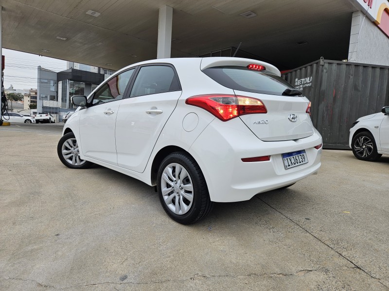 HB20 1.6 COMFORT 16V FLEX 4P MANUAL - 2016 - CAXIAS DO SUL