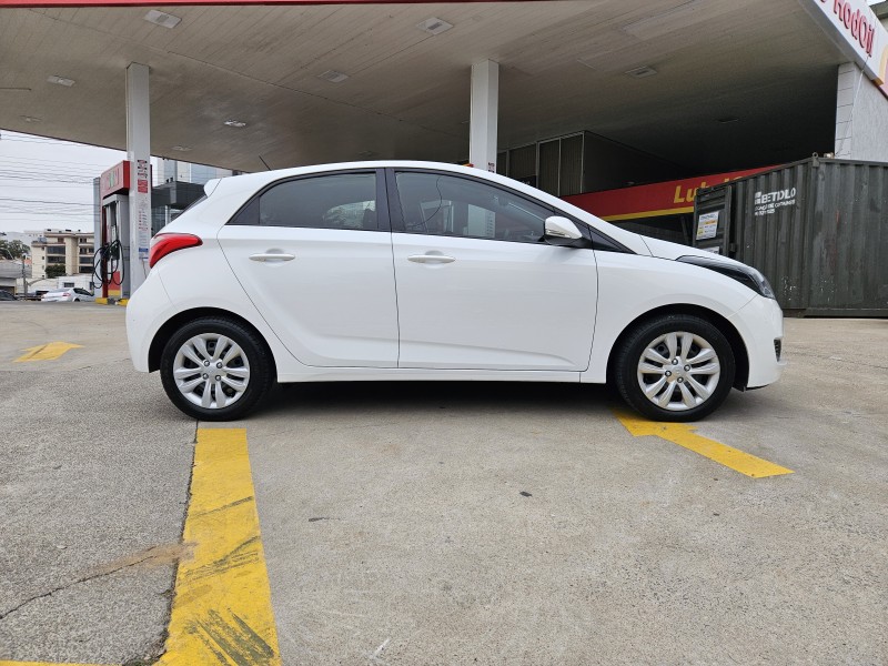 HB20 1.6 COMFORT 16V FLEX 4P MANUAL - 2016 - CAXIAS DO SUL