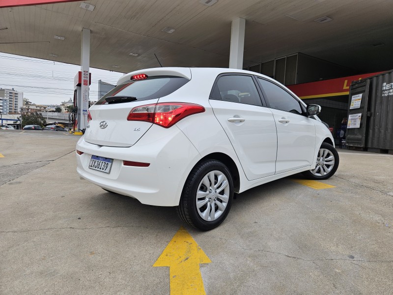 HB20 1.6 COMFORT 16V FLEX 4P MANUAL - 2016 - CAXIAS DO SUL
