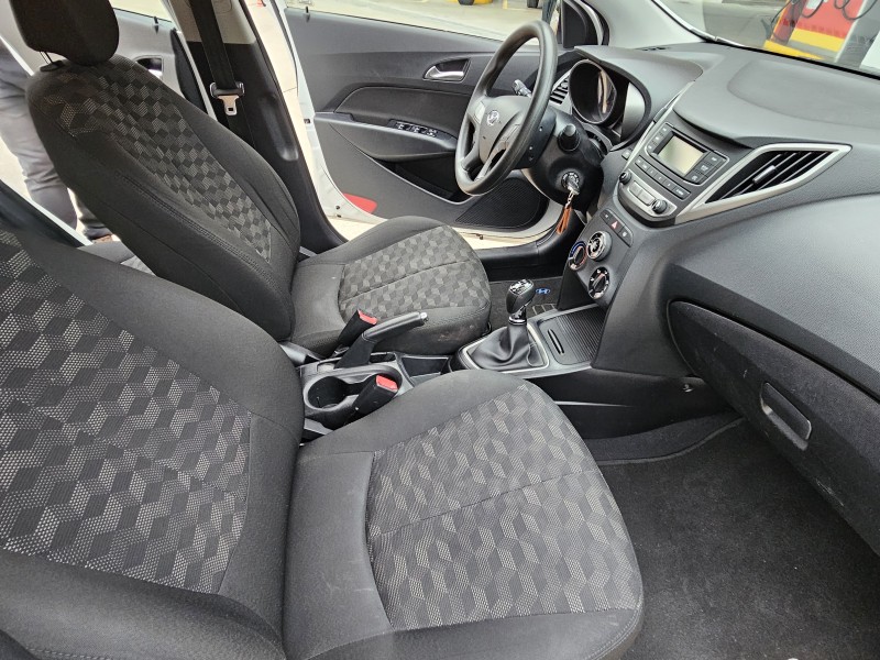 HB20 1.6 COMFORT 16V FLEX 4P MANUAL - 2016 - CAXIAS DO SUL