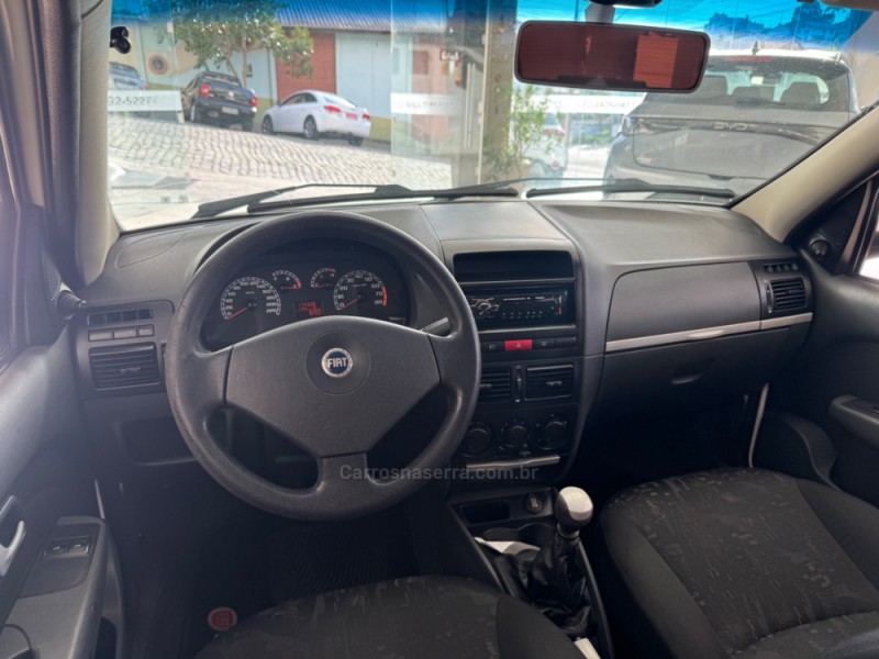 SIENA 1.8 MPI HLX 8V FLEX 4P MANUAL - 2005 - FLORES DA CUNHA