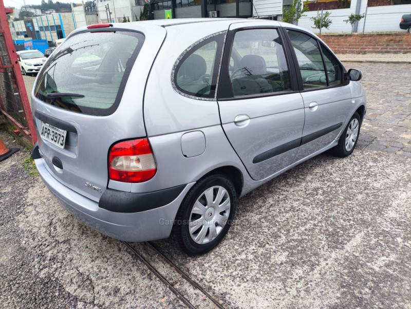C3 1.6 SOLARIS 16V FLEX 4P AUTOMÁTICO - 2011 - FARROUPILHA
