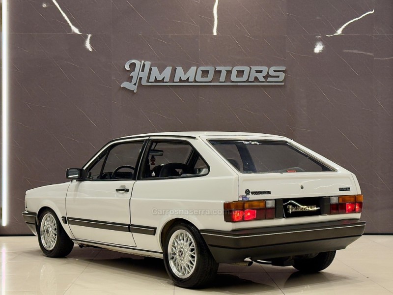 GOL 1.8 CL 8V ÁLCOOL 2P MANUAL - 1989 - CAXIAS DO SUL
