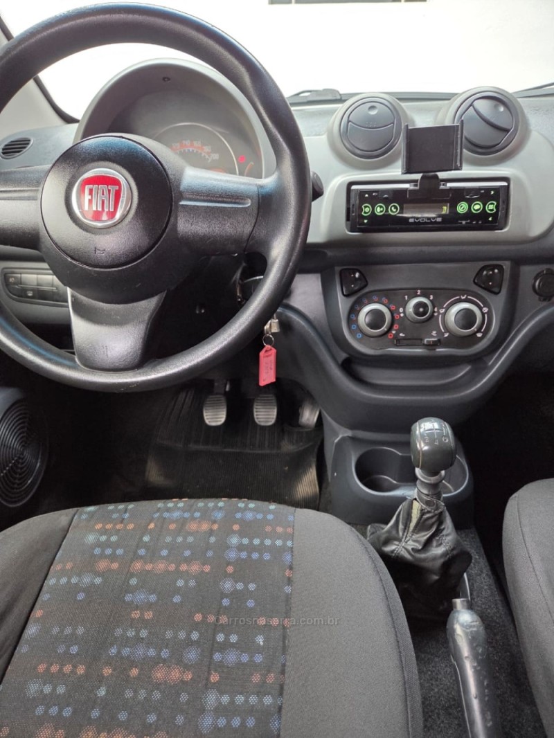UNO 1.0 VIVACE 8V FLEX 4P MANUAL - 2013 - CAXIAS DO SUL