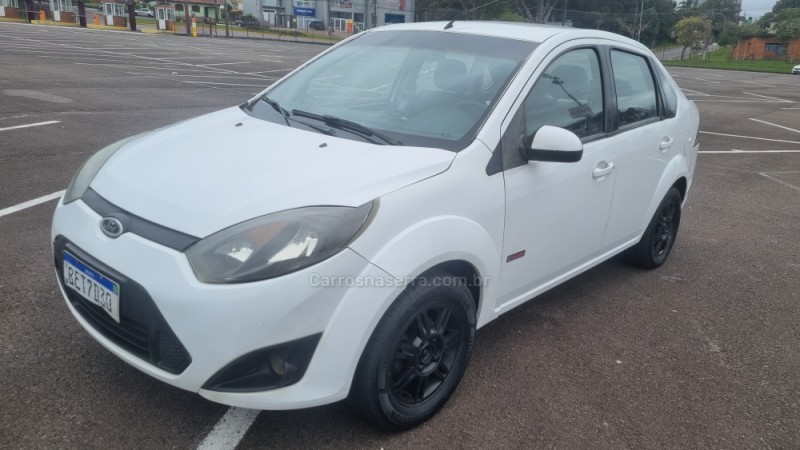 fiesta 1.6 mpi class sedan 8v flex 4p manual 2013 farroupilha