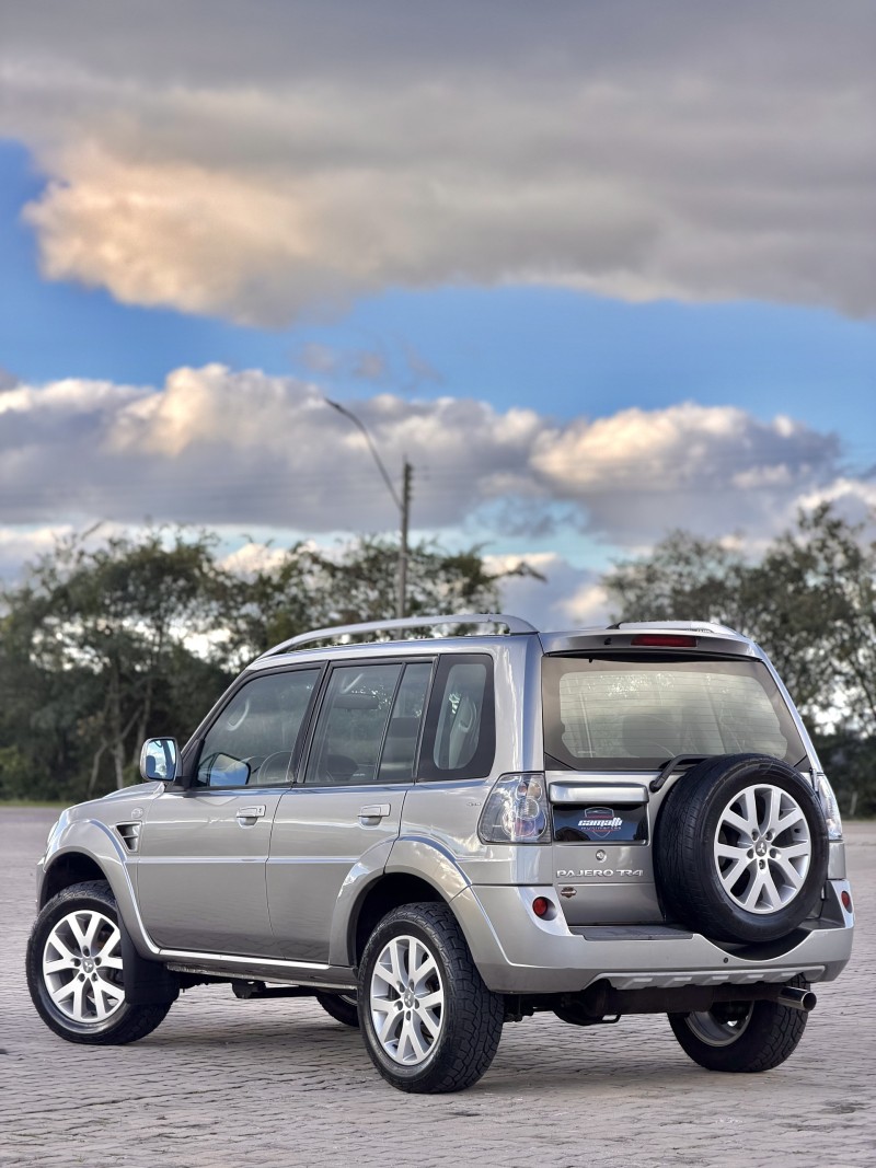 PAJERO TR4 2.0 4X4 16V 133CV FLEX 4P AUTOMÁTICO - 2012 - ANTôNIO PRADO