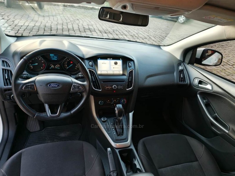 FOCUS 2.0 SE PLUS FASTBACK 16V FLEX 4P AUTOMÁTICO - 2018 - GUAPORé